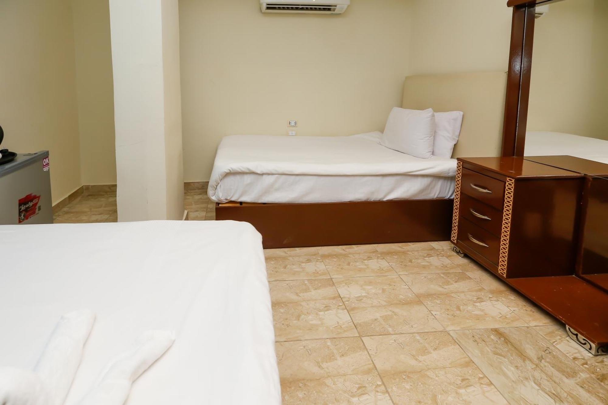 Pyramids Glory Inn Kafrat al Jabal Exterior foto